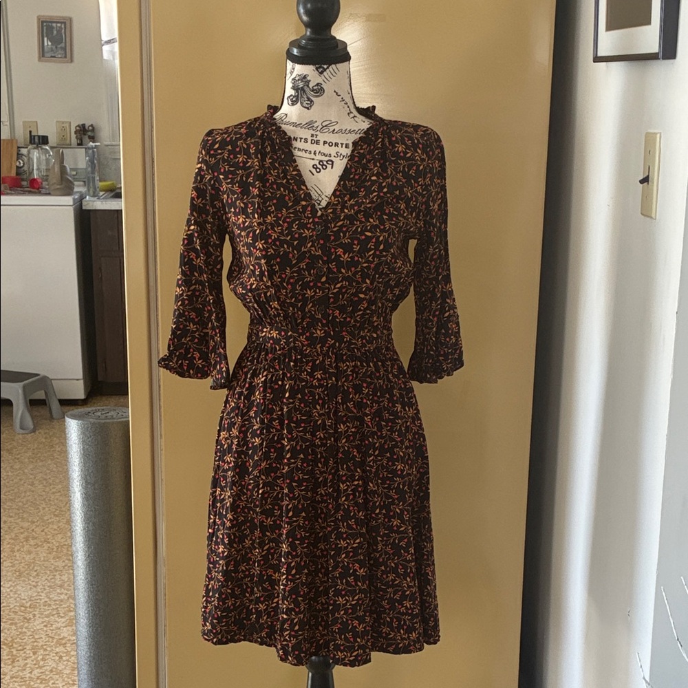 Old Navy Black Floral Long Sleeve Dress